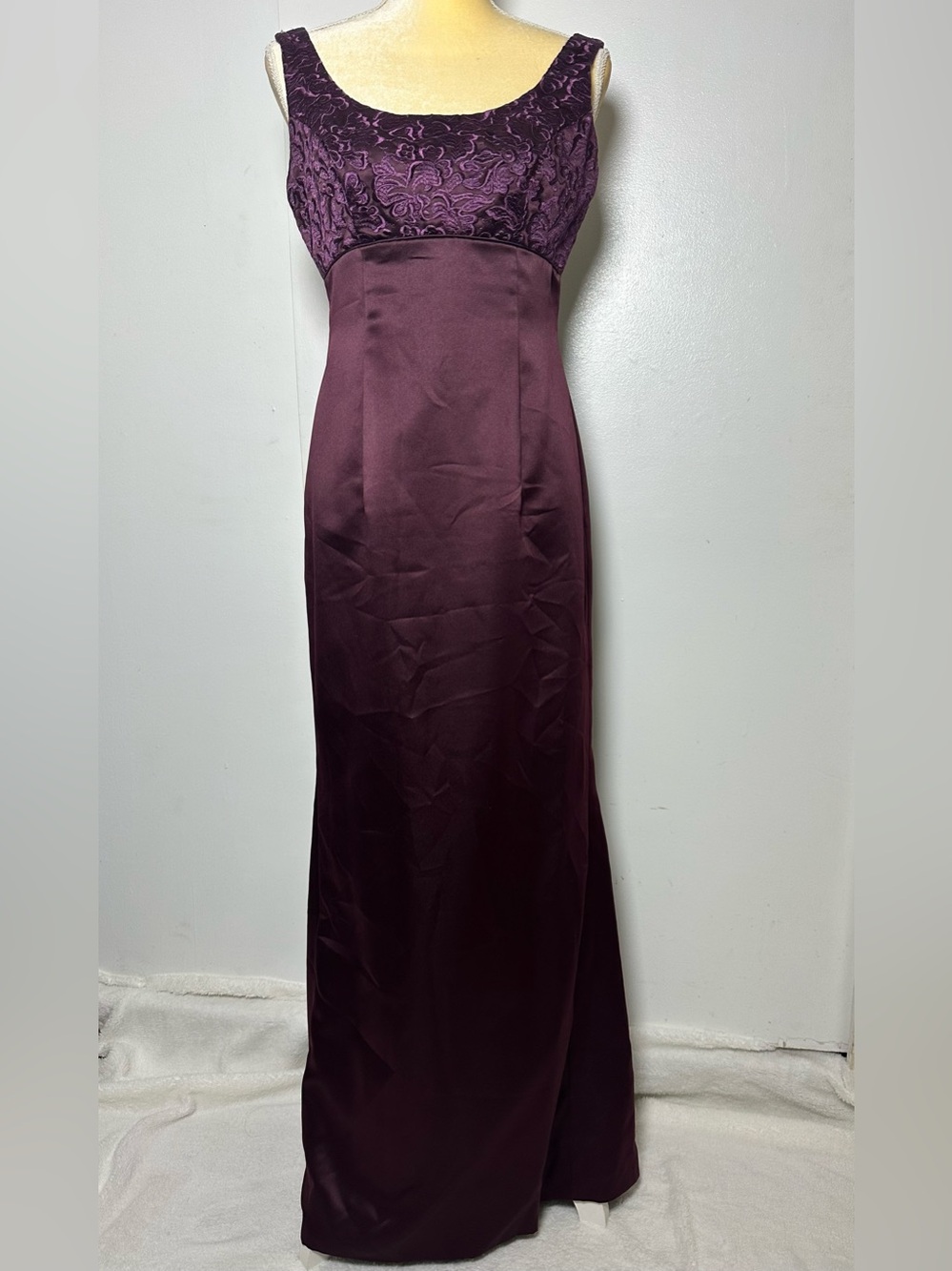 VTG 90s Eve of Milady Plum Satin Mermaid Gown Lace Bow UNITE Union Made USA 10